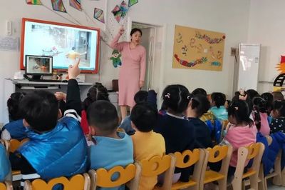 严阵以待 闻“汛”而动 --济南市七里山幼儿园防汛应急演练活动
