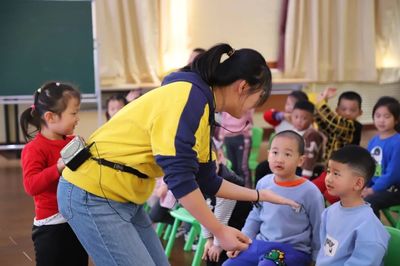 “教”以潜心 “研”以致思——济南市七里山幼儿园教学评比活动